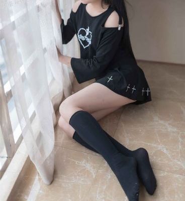 艾草在线精品视频免费观看_BD免费观看视频