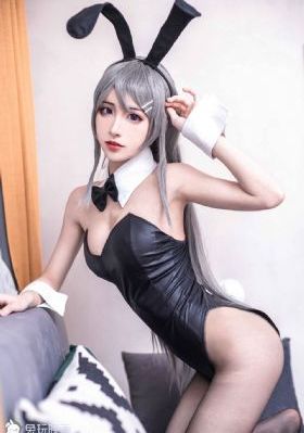 一本久久久综合精品视频_JVID性感写真