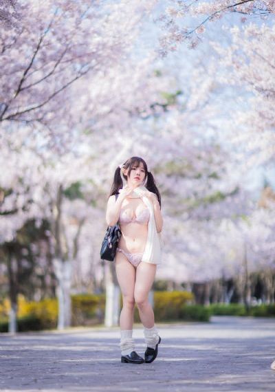 四虎精品永久免费在线观看_视频网址大全