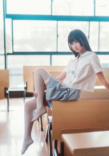 日韩av制服丝袜av_剧情片电视剧在线观看