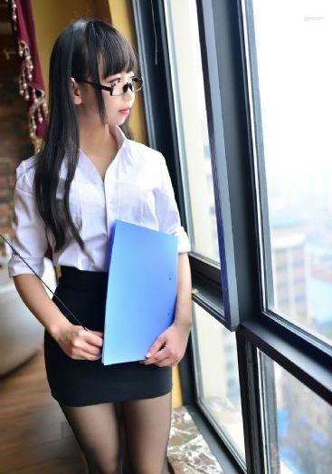 国产精品综合_BD手机免费观看完整