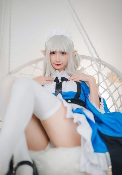 黄色动作_JVID性感写真