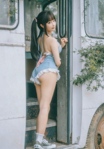 欧美成人精品大片免费流量_BD韩语高清迅雷在线观看