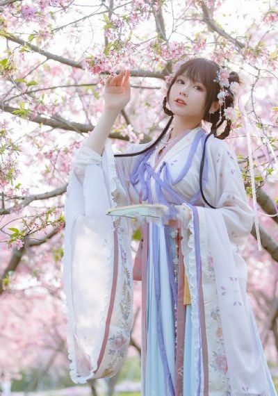 美女毛片_720高清完整版