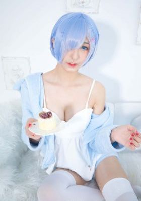 一女二男3p啪啪图动图_完整视频大全
